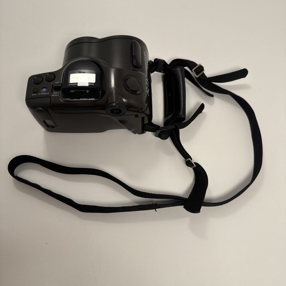 Olympus Camera AZ-330 Super Zoom Infinity Super Zoom 330 Film 35mm With Case - Picture 13 of 16